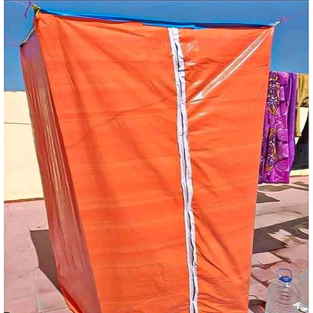 حمّام بلاستيكي متنقل مع فرشاة الإستحمام للوصول لأصعب المناطق